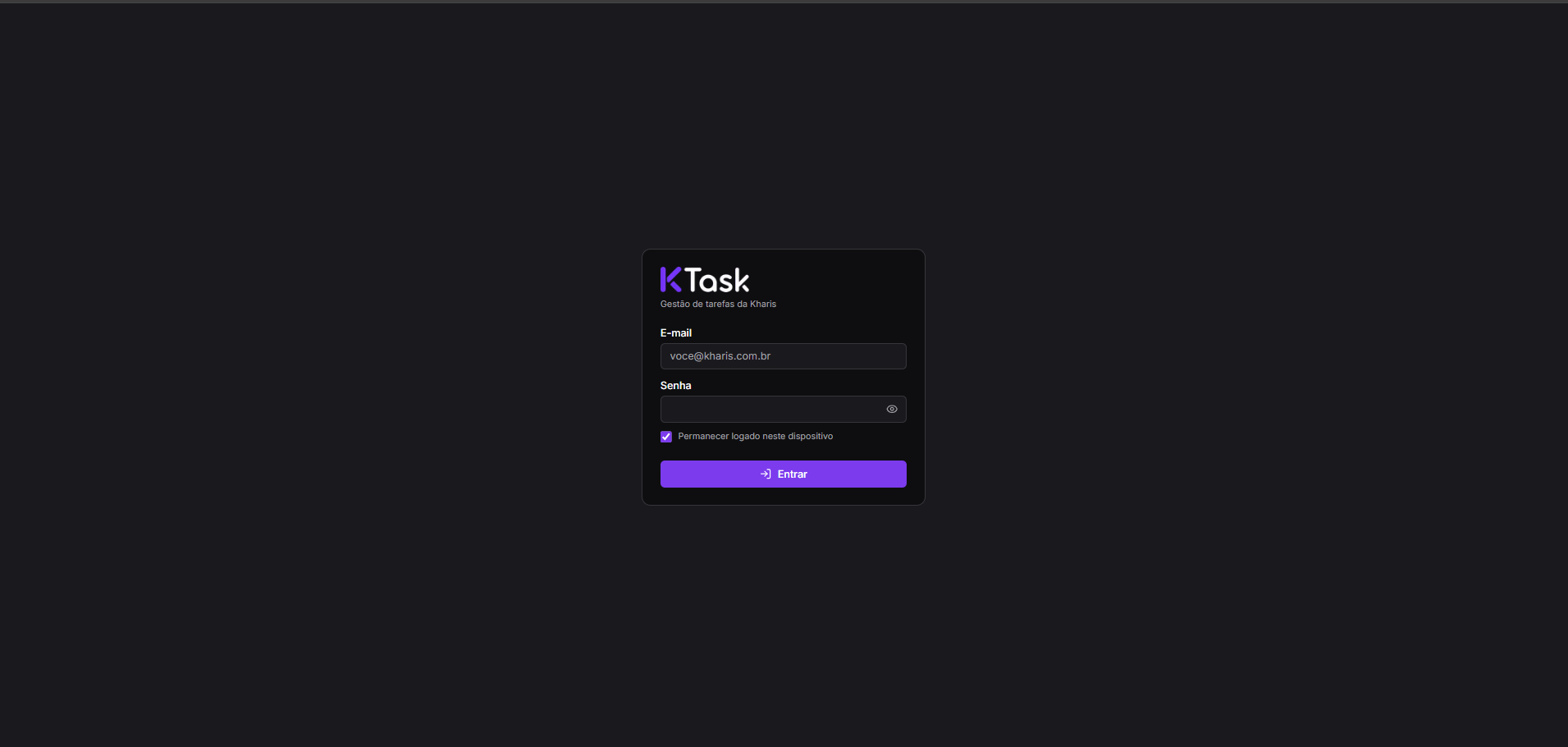 Login com JWT em cookies httpOnly e opção 'permanecer logado neste dispositivo'. Tema escuro nativo.